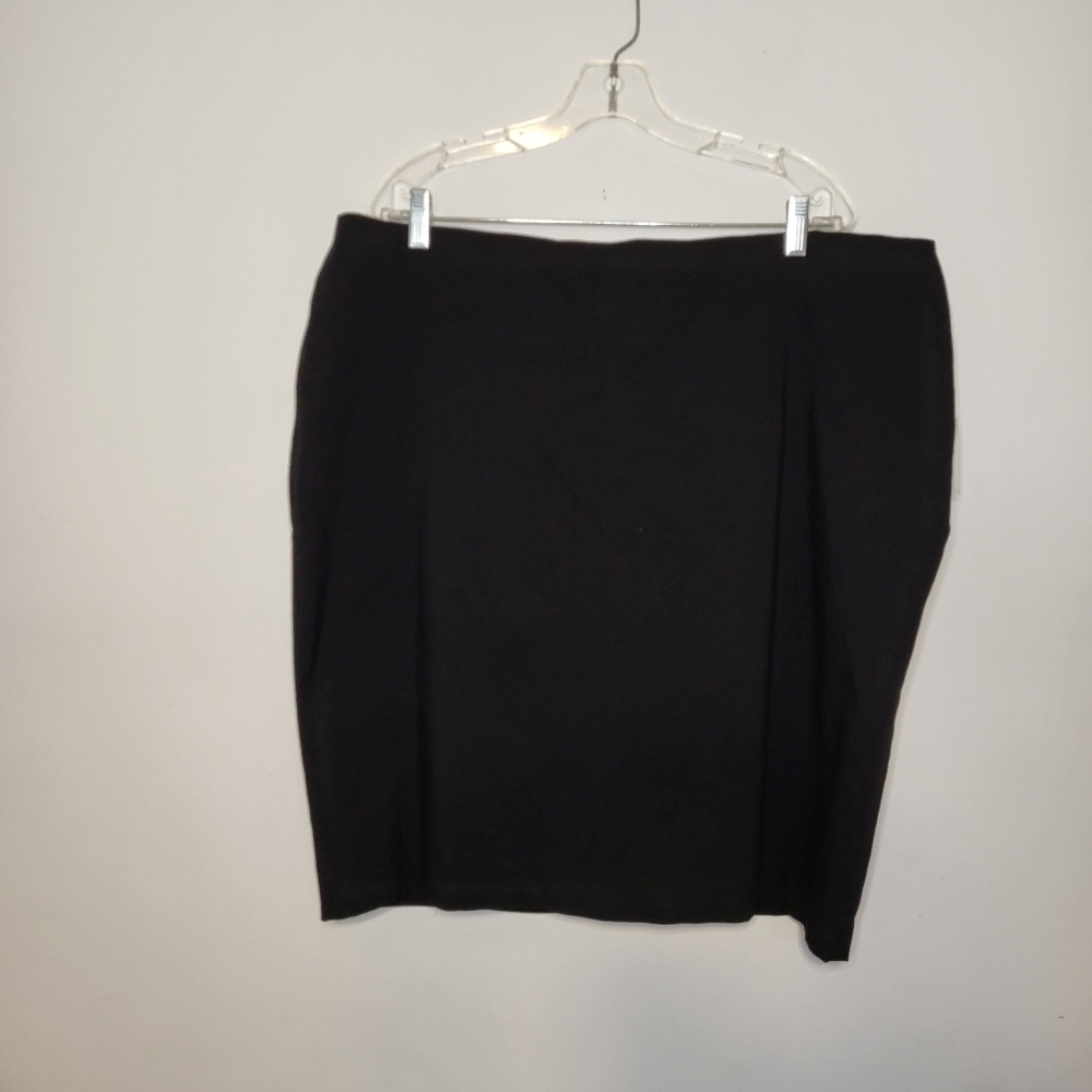 Lord and Taylor Black Skirt Size 18W